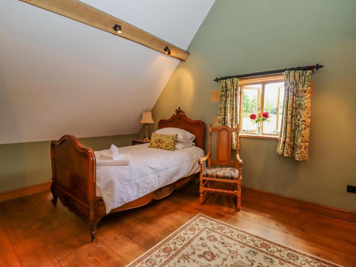 Rookery Hall Broadway  Esterno foto
